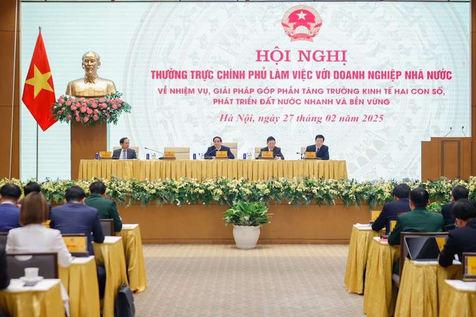 Hội nghị Thường trực Ch&iacute;nh phủ l&agrave;m việc với doanh nghiệp Nh&agrave; nước diễn ra s&aacute;ng 27/2