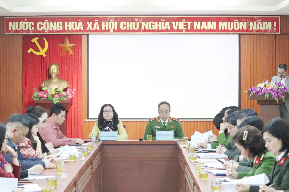 Quang cảnh hội nghị. Ảnh: L&ecirc; Mận.