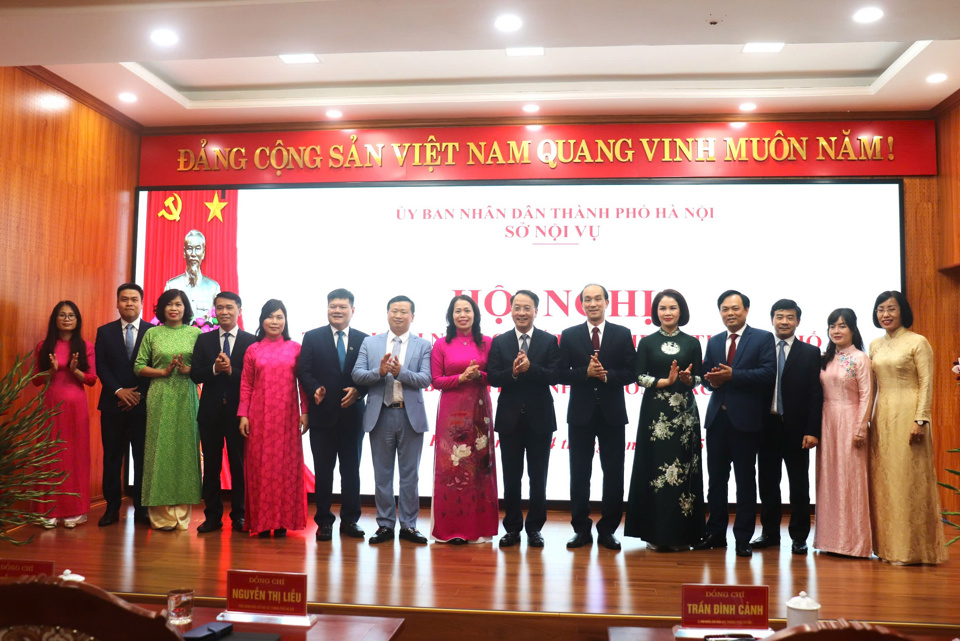 Ban Chấp h&agrave;nh Đảng bộ Cơ quan Sở Nội vụ H&agrave; Nội nhiệm kỳ 2020-2025 v&agrave; 2025-2030 ra mắt Hội nghị