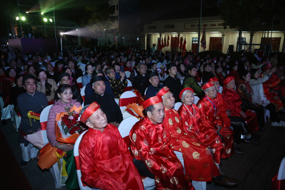 Chương trình nghệ thuật "Linh Lang - Khí thiêng hội tụ - Long Biên tỏa sáng": Công phu và giàu ý nghĩa - Ảnh 1