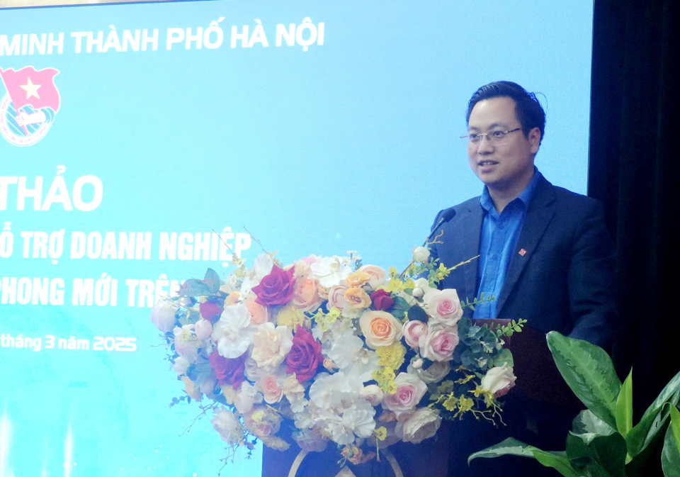 Ph&oacute; B&iacute; thư Th&agrave;nh đo&agrave;n H&agrave; Nội Trần Quang Hưng ph&aacute;t biểu tại hội thảo - Ảnh: Bảo L&acirc;m