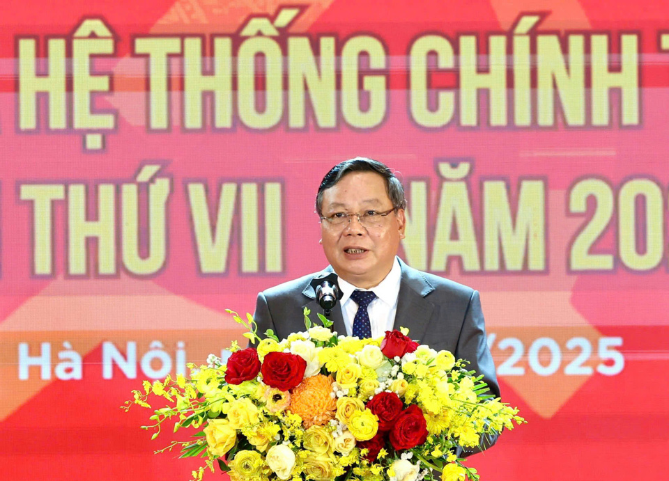 Ph&oacute; B&iacute; thư Thường trực Th&agrave;nh ủy Nguyễn Văn Phong ph&aacute;t biểu tại buổi lễ.