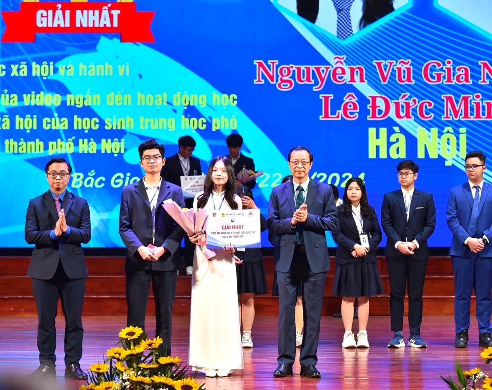 Hai học sinh Hà Nội đạt giải Nhất tại Cuộc thi Khoa học kỹ thuật cấp quốc gia, năm học 2024 - 2025.