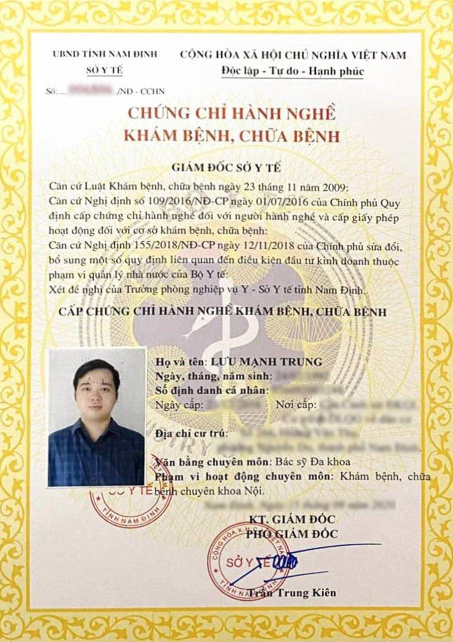 Chứng chỉ hành ngh&ecirc;̀ của bác sĩ Lưu Mạnh Trung l&agrave;m việc tại Phòng khám YC Vi&ecirc;̣t Nam.