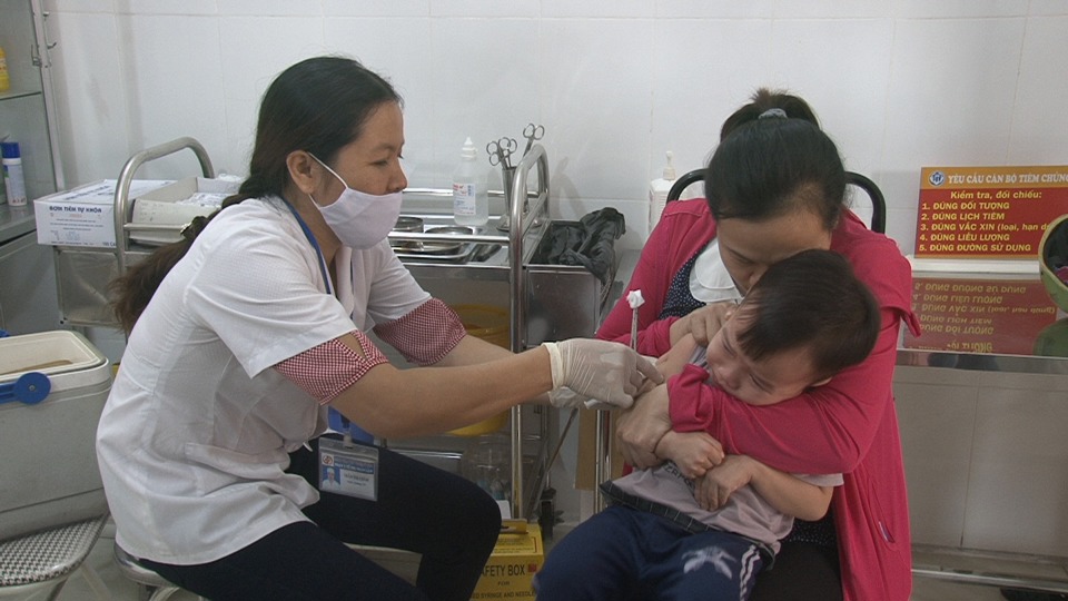 Nam Định đề xuất nhu cầu&nbsp;21.660 liều vaccine để tổ chức chiến dịch ti&ecirc;m chủng ph&ograve;ng, chống bệnh sởi.&nbsp;Ảnh minh hoạ: TL